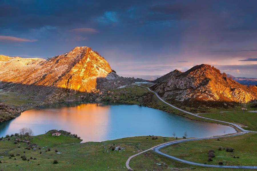 Apartamento El Fondon 2 Onís Dış mekan fotoğraf